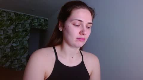 Olivia online show from 01-27-25, 05:25