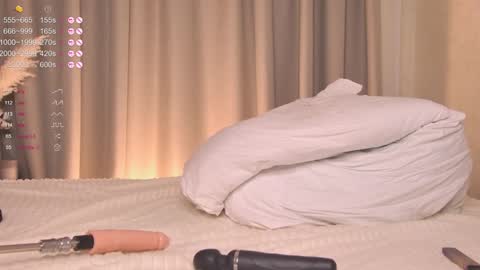 Olivia online show from 01-08-25, 02:14