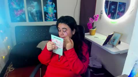 Snapshot of oliviia_cute chatting on 11-05-25, 05:07 oliviia_cute online show from 11-05-25, 05:07