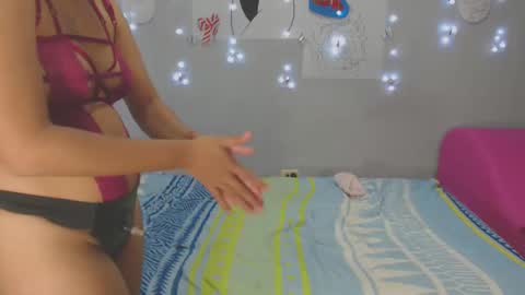 Snapshot of oliviiah chatting on 12-14-24, 07:46 oliviiah online show from 12-14-24, 07:46