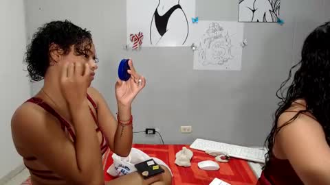 Snapshot of oliviiah chatting on 02-11-25, 02:25 oliviiah online show from 02-11-25, 02:25