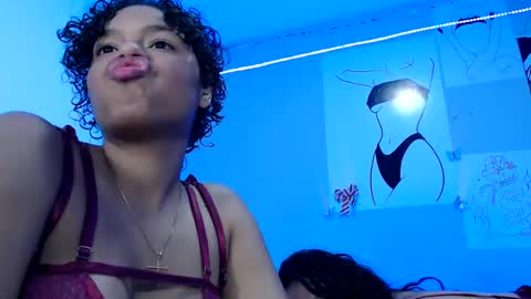 Snapshot of oliviiah chatting on 02-11-25, 05:26 oliviiah online show from 02-11-25, 05:26