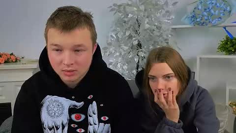 Olli and Stiw online show from 11-06-25, 08:48