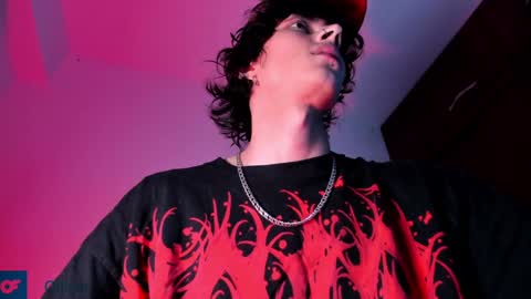     online show from 02-04-25, 04:48