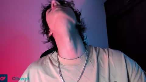     online show from 02-12-25, 03:51