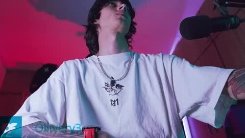     online show from 10-09-25, 04:10