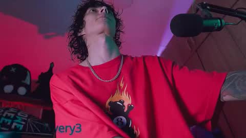     online show from 10-14-25, 04:57