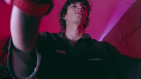     online show from 10-25-25, 02:19