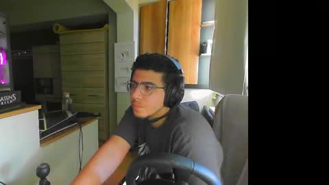 Snapshot of omarkhaled39229 chatting on 04-07-26, 06:25 Naked all the time online show from 04-07-26, 06:25