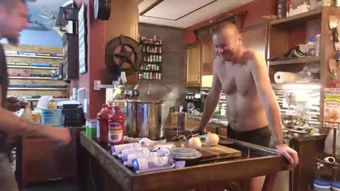 Norm online show from 11-06-25, 07:37