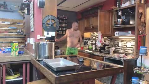 Norm online show from 11-10-25, 07:13