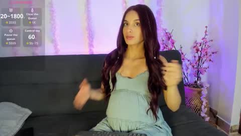 Snapshot of on_tefa chatting on 02-08-26, 02:59 Violette online show from 02-08-26, 02:59