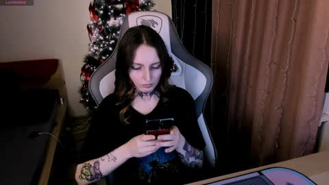 on_yxxx online show from 01-17-25, 09:17