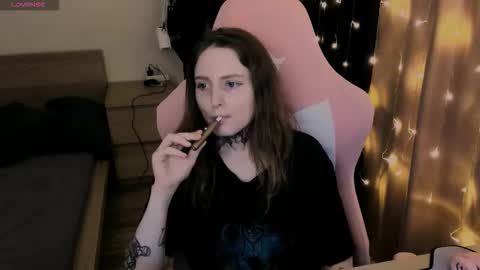 on_yxxx online show from 10-19-25, 04:51