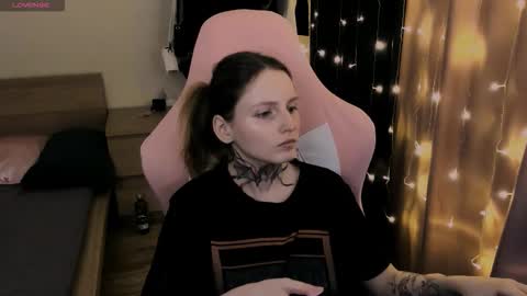 on_yxxx online show from 10-24-25, 09:55