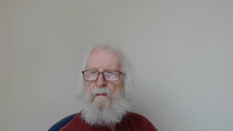 Snapshot of onanister chatting on 10-13-25, 06:46 Somewhere over the rainbow online show from 10-13-25, 06:46