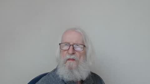 Snapshot of onanister chatting on 11-09-25, 07:50 Somewhere over the rainbow online show from 11-09-25, 07:50