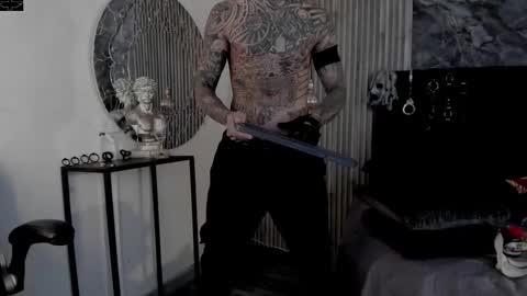     ... online show from 11-08-25, 03:29