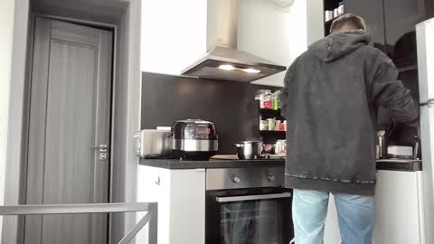 Snapshot of one_punch_cum chatting on 03-08-25, 01:36 couple Lu sexy chick in middle and Jimmyblonde our friend Brianglasses online show from 03-08-25, 01:36