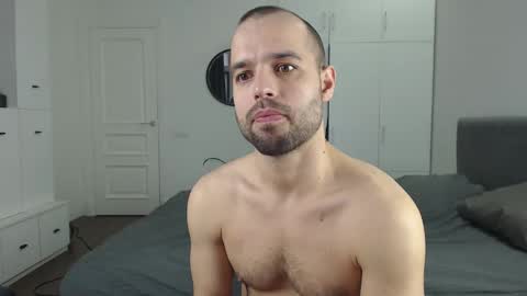 onebestlover online show from 02-08-25, 08:52