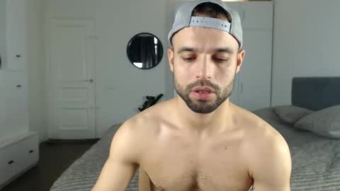 onebestlover online show from 10-14-25, 08:04