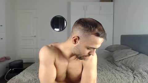 onebestlover online show from 10-22-25, 10:04