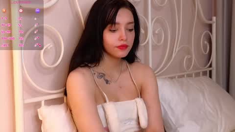 Snapshot of onemoreecall chatting on 02-14-25, 04:20 Lexi online show from 02-14-25, 04:20