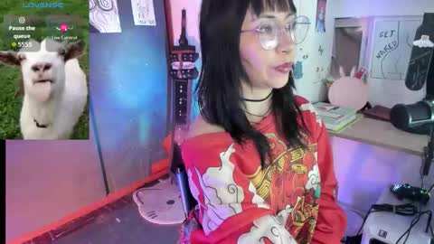 Snapshot of oni_dakotta chatting on 09-20-25, 01:01 oni_dakotta online show from 09-20-25, 01:01