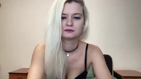 Snapshot of onika_cox chatting on 09-09-25, 11:15 Onika online show from 09-09-25, 11:15
