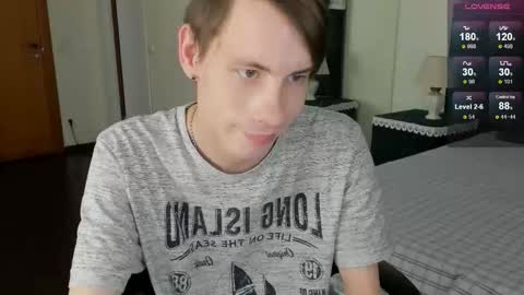 Snapshot of only_eric chatting on 01-09-26, 11:35 Erick online show from 01-09-26, 11:35