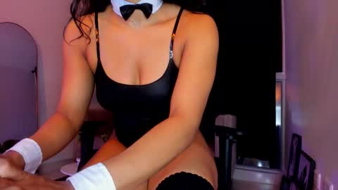 misssaray official online show from 10-19-25, 11:27