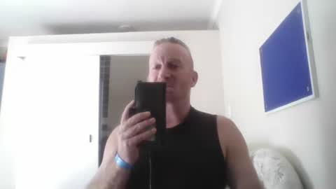 For me to know online show from 11-13-25, 05:39