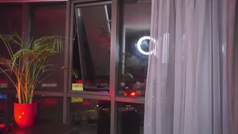 Nicolle online show from 01-05-25, 06:13