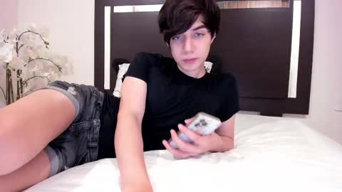 Snapshot of onlysergio chatting on 04-11-26, 05:01 Sergio online show from 04-11-26, 05:01