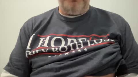 Snapshot of onthedlhere chatting on 01-16-25, 03:56 onthedlhere online show from 01-16-25, 03:56