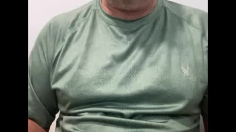 Snapshot of onthedlhere chatting on 09-27-25, 11:04 onthedlhere online show from 09-27-25, 11:04