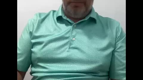 Snapshot of onthedlhere chatting on 10-14-25, 02:40 onthedlhere online show from 10-14-25, 02:40