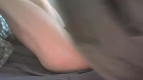 Snapshot of onurkneespls chatting on 01-08-25, 12:58 onurkneespls online show from 01-08-25, 12:58