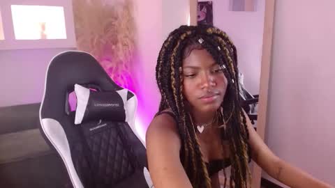 onyx_ebony online show from 10-30-25, 03:35