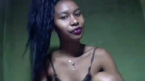 oolyette online show from 09-17-25, 06:37
