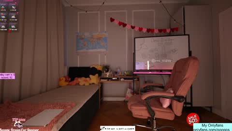 Eva online show from 09-18-25, 03:14