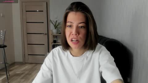 Britney online show from 10-17-25, 08:33