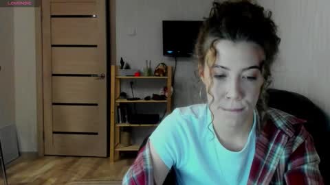 Britney online show from 01-06-26, 03:49