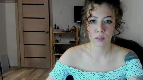 Britney online show from 01-11-26, 06:13