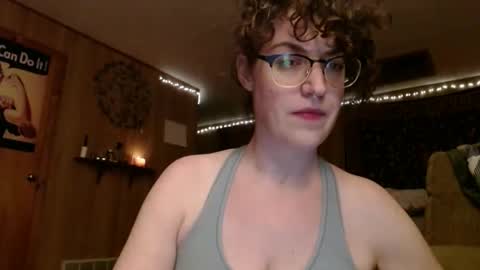 Snapshot of oopsieeyes chatting on 12-15-24, 07:46 oopsieeyes online show from 12-15-24, 07:46