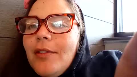 oosunshinebubblesoo online show from 10-01-25, 03:29