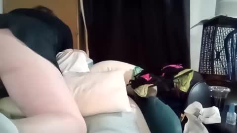 Snapshot of opalockajoe chatting on 02-23-25, 01:57 TsJojo online show from 02-23-25, 01:57