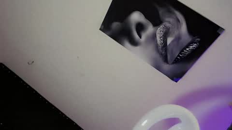 Snapshot of open_for_sin chatting on 09-24-25, 02:20 ARA online show from 09-24-25, 02:20