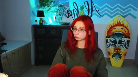 Orianna -  Hi Im into geek culture cosplay crafting LARP games. Shall we play DnD online show from 01-10-25, 06:06