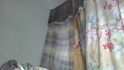 ornellahhh online show from 10-28-25, 06:10